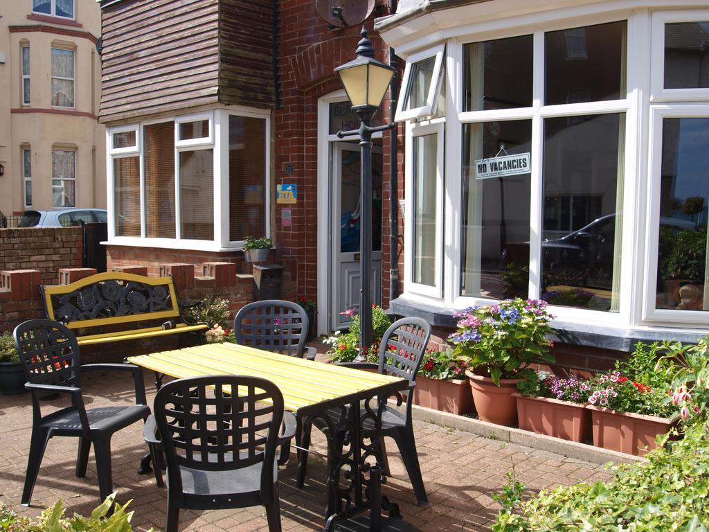 Blantyre Guest House Bridlington Bagian luar foto