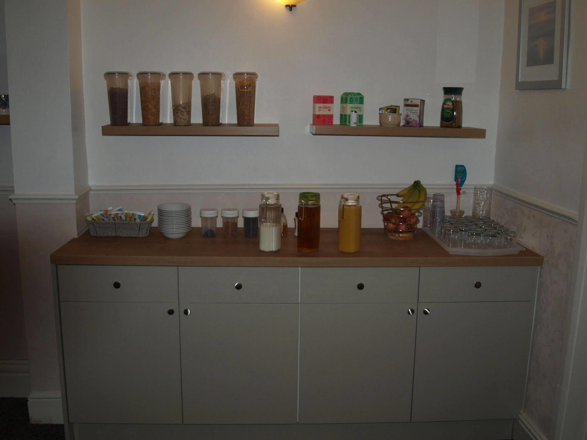 Blantyre Guest House Bridlington Bagian luar foto